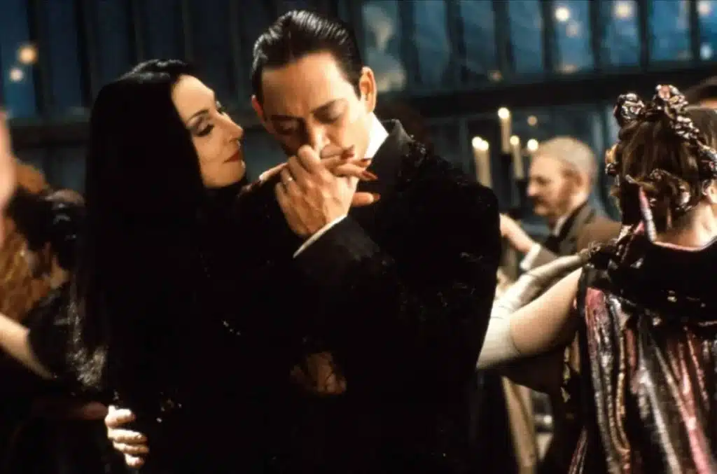  Morticia And Gomez (The Addams Family)